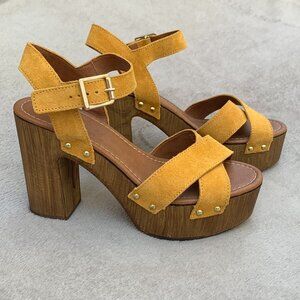 Aldo Deleniel Suede and Wooden Platform Block Heels Sz9